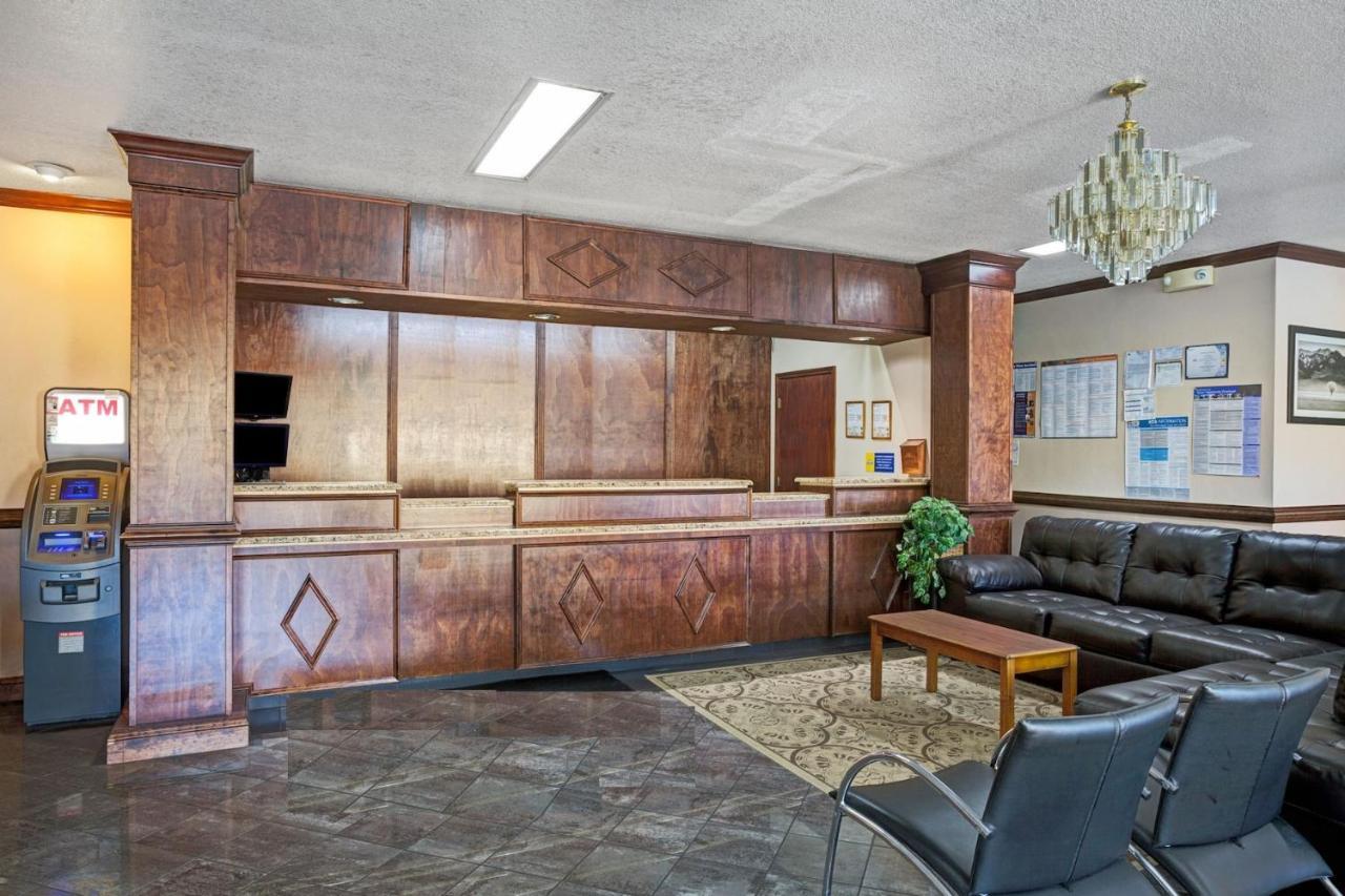 Zen Living Suites Extended Stay - Jacksonville - University Blvd Exteriör bild